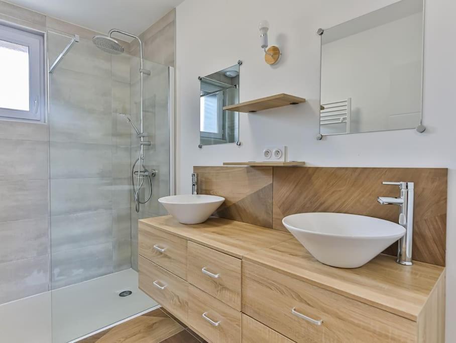 סן-ז'יל-קרואה-דה-וי Maison Familiale La Belle Vie Jacuzzi/Sauna מראה חיצוני תמונה