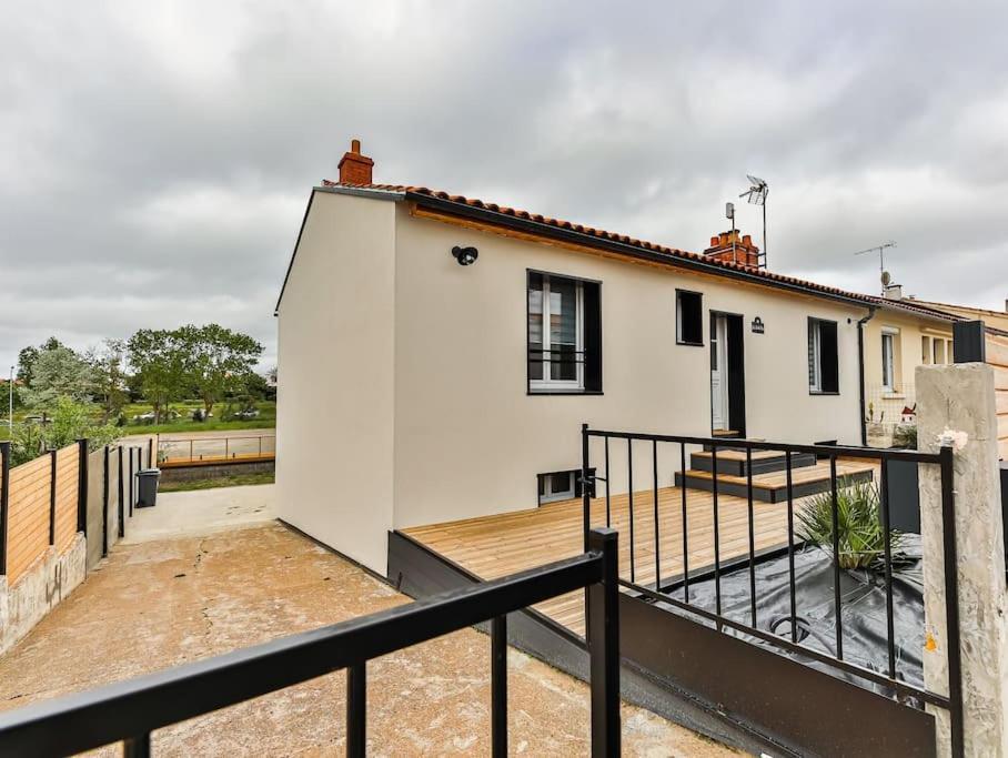 סן-ז'יל-קרואה-דה-וי Maison Familiale La Belle Vie Jacuzzi/Sauna מראה חיצוני תמונה